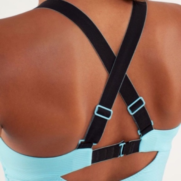 Lululemon Run Catch Me Tank Top - Picture 8 of 8